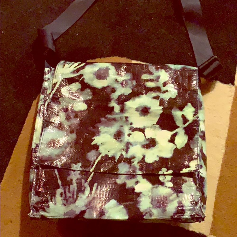 Floral tote